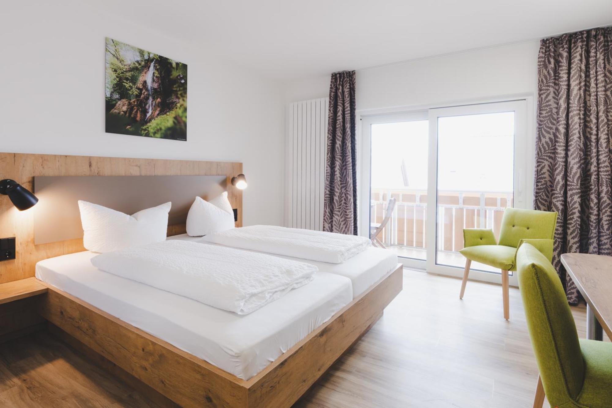 Hotel Gasthof Roessle Westerheim  المظهر الخارجي الصورة