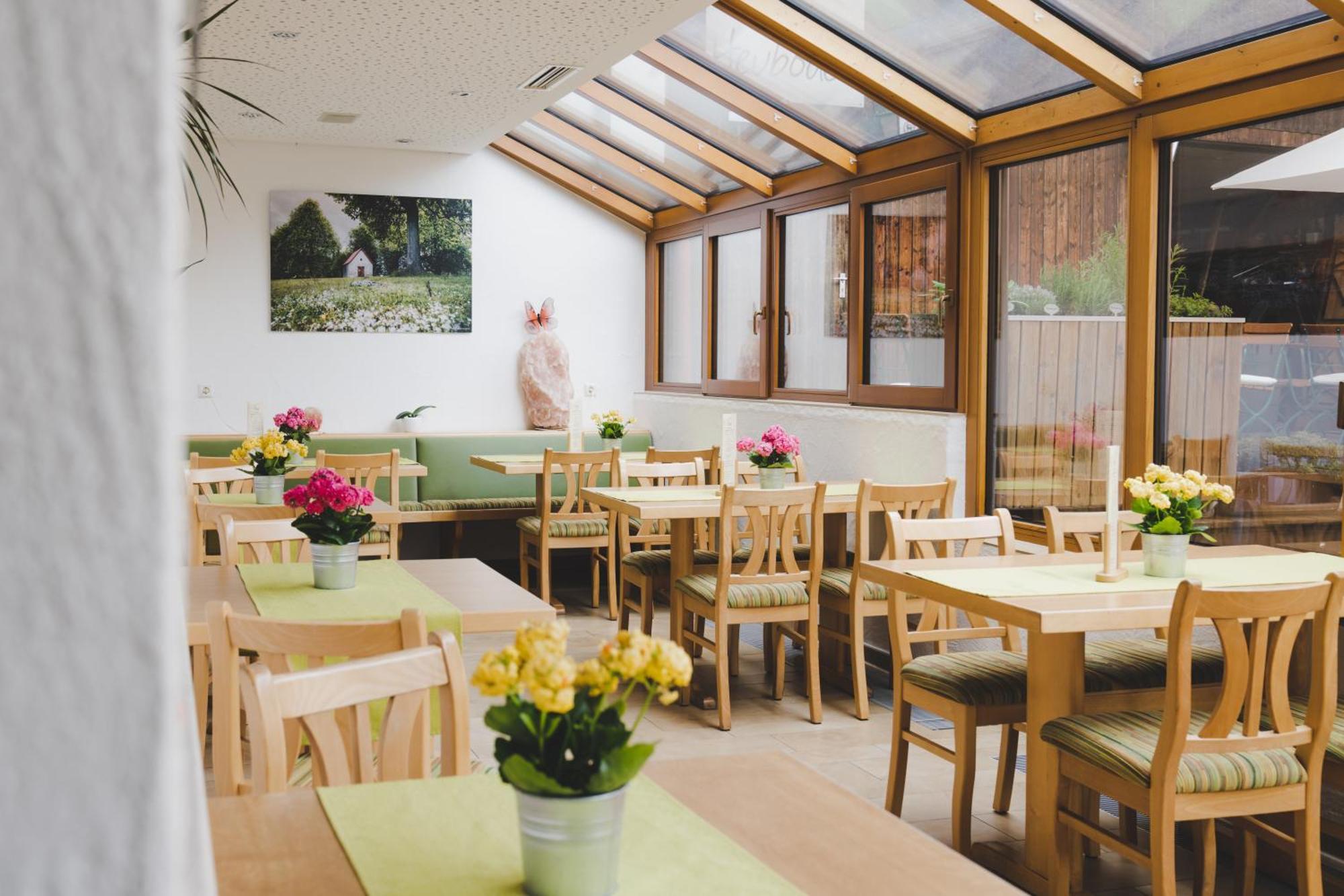 Hotel Gasthof Roessle Westerheim  المظهر الخارجي الصورة