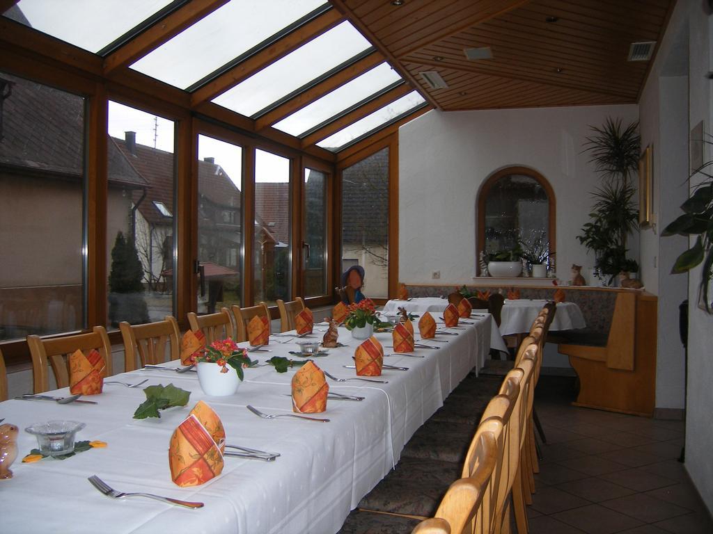 Hotel Gasthof Roessle Westerheim  المظهر الخارجي الصورة
